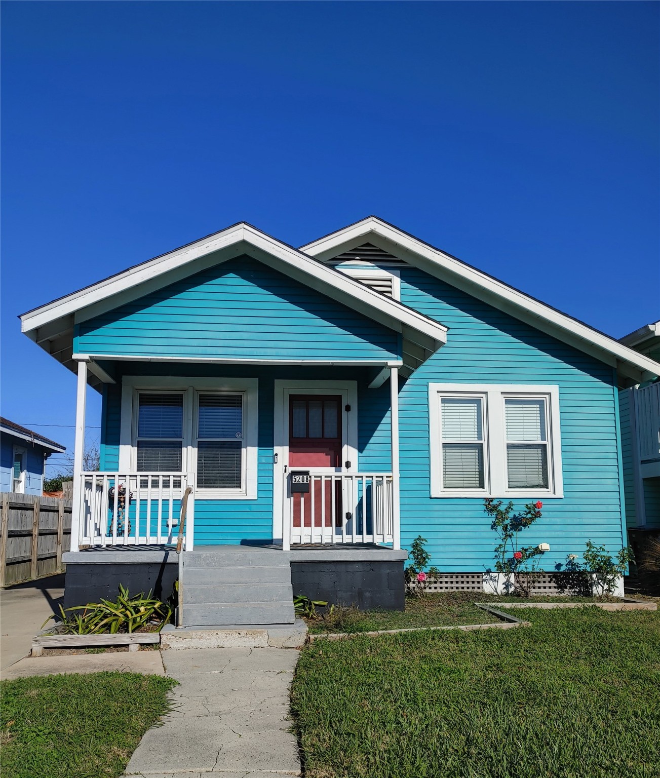 5208 Avenue P Galveston TX 77551