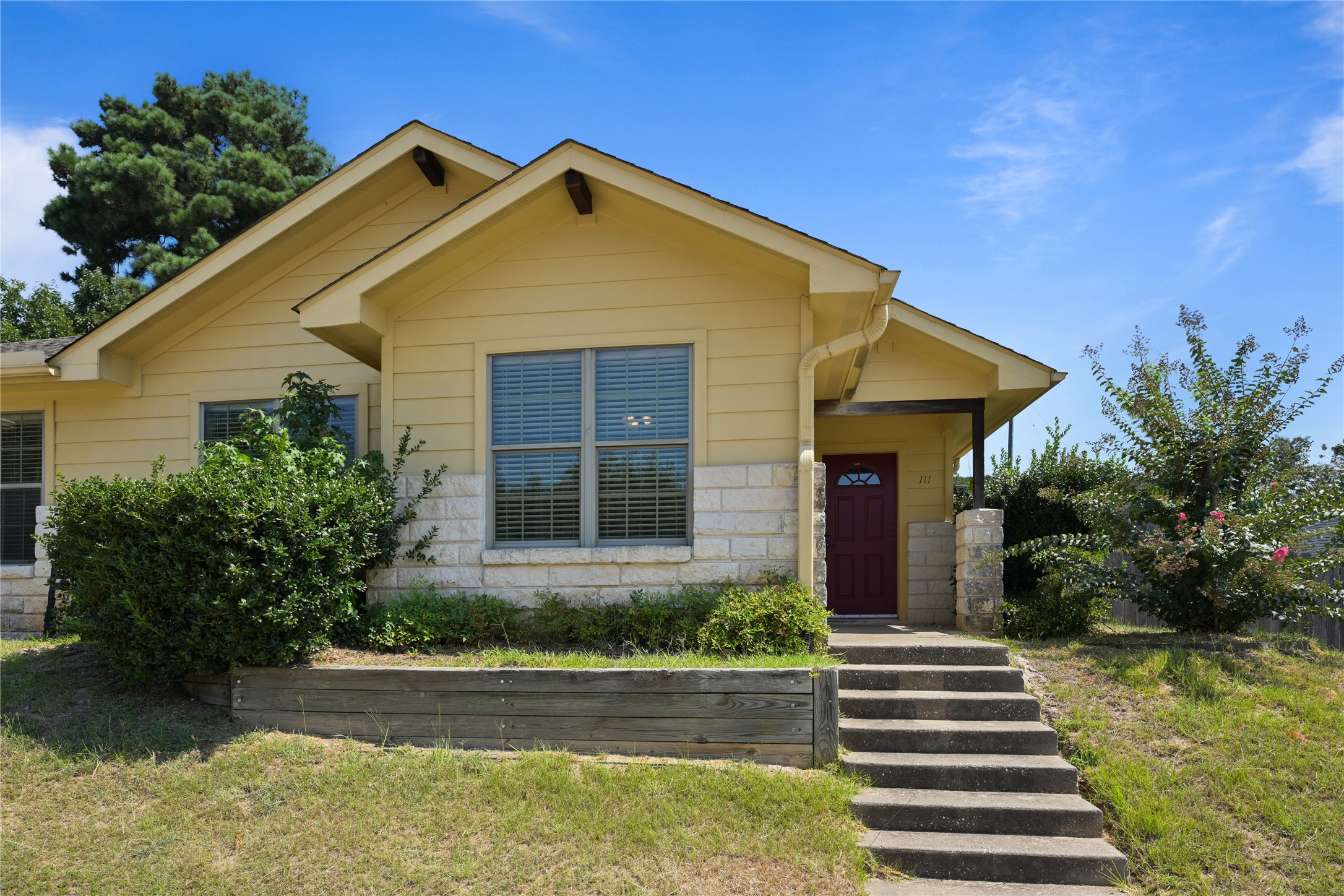 111 Bolero Way Huntsville TX 77340