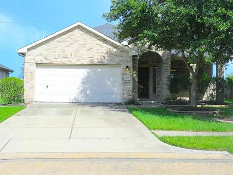 2723 Calico Creek Lane Pearland TX 77584