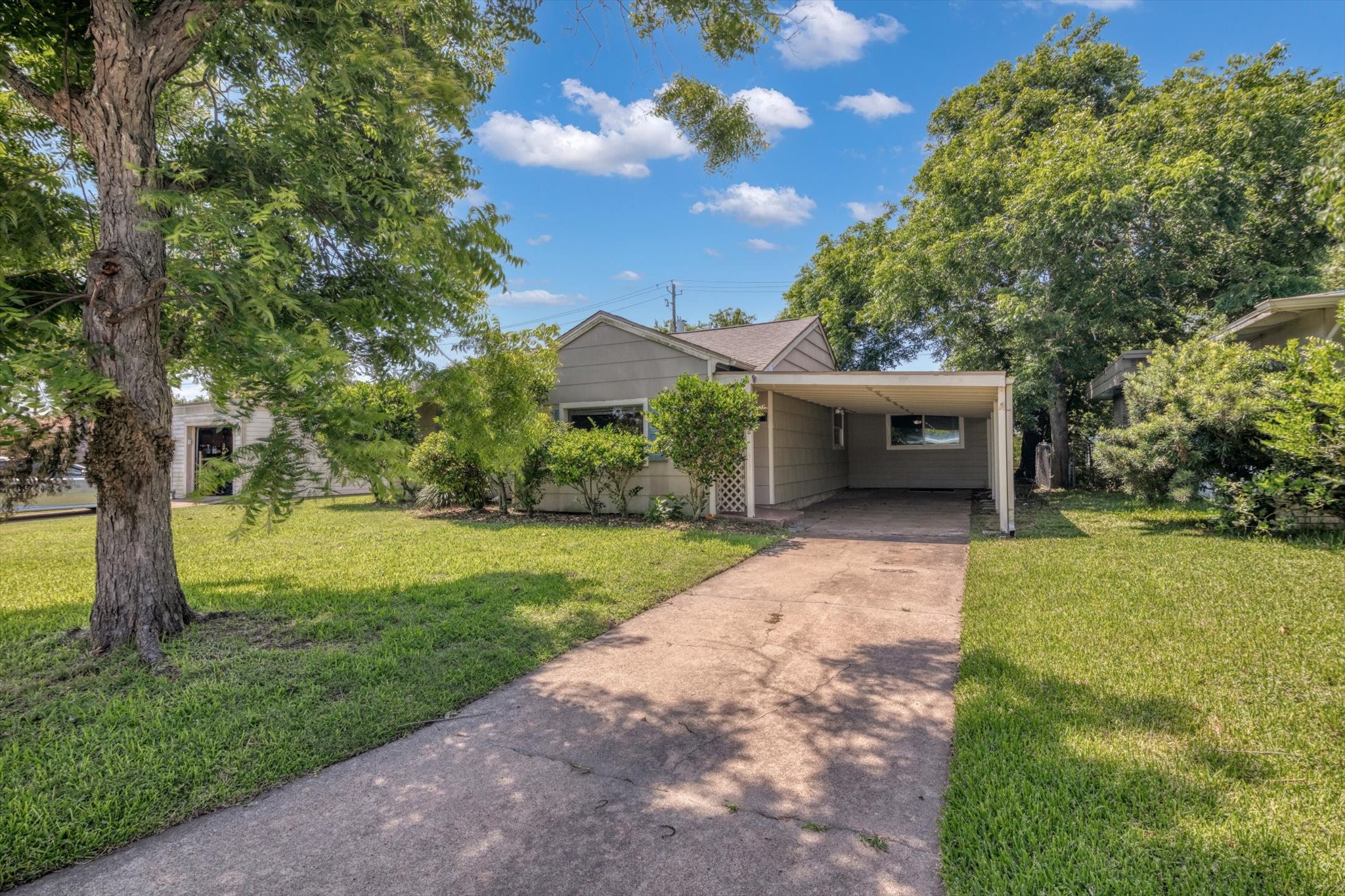 119 Barracuda Avenue Galveston TX 77550