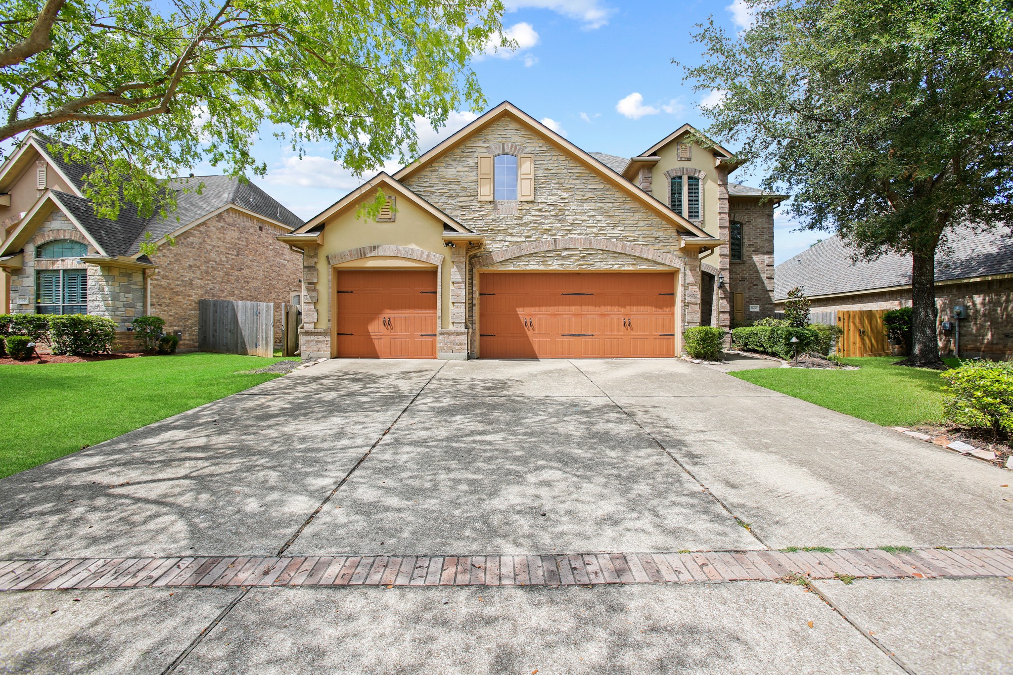 1606 Sunderland Drive Sugar Land TX 77479