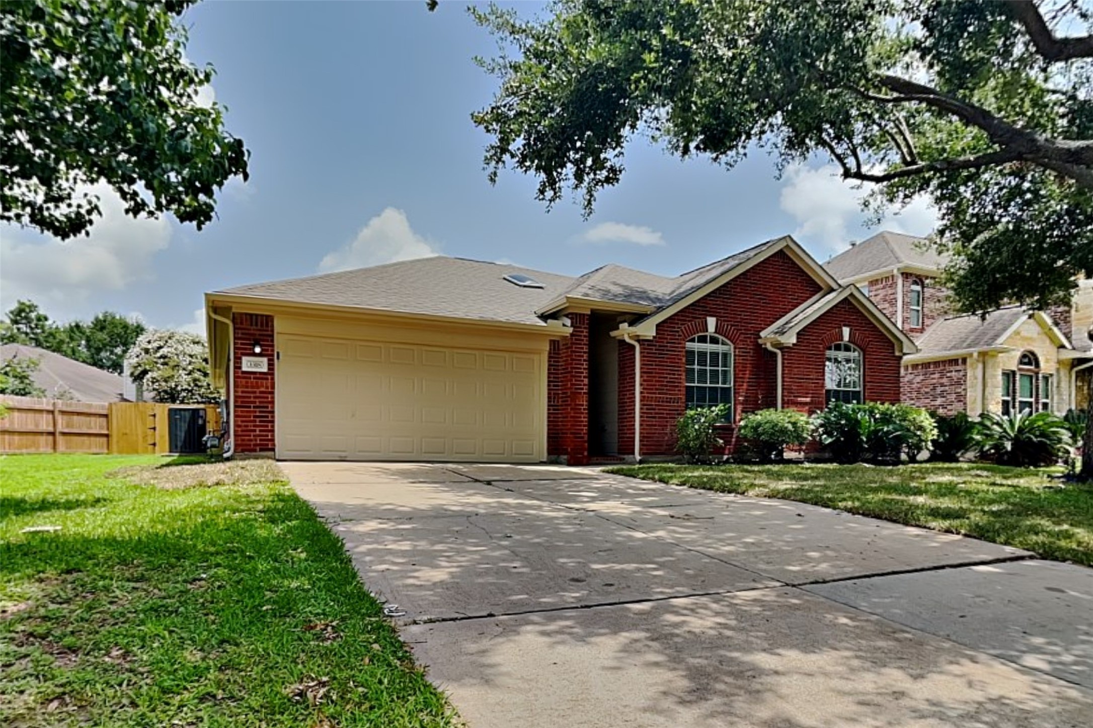 3318 Noble Hollow Drive Sugar Land TX 77498
