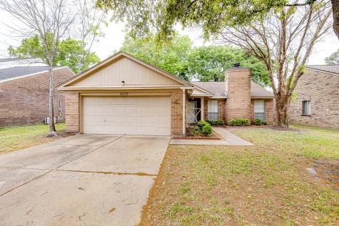 9539 Secretariat Drive Houston TX 77065