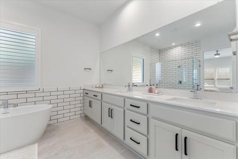 1006 Oak Summit Lane Conroe TX 77384