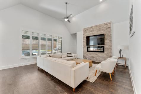 1006 Oak Summit Lane Conroe TX 77384