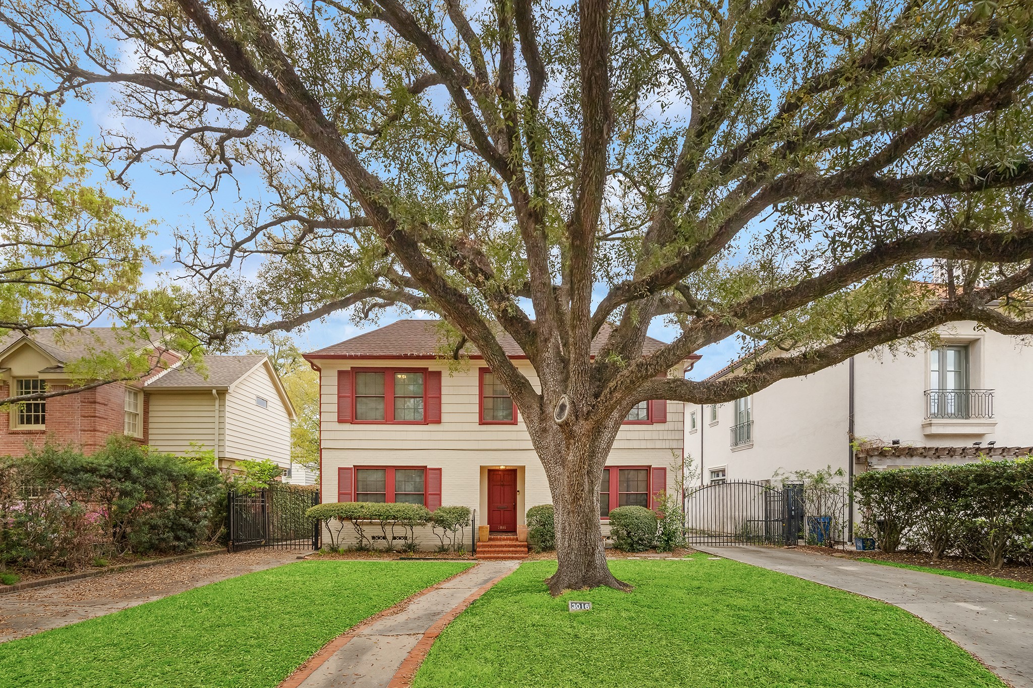 3016 Locke Lane Houston TX 77019