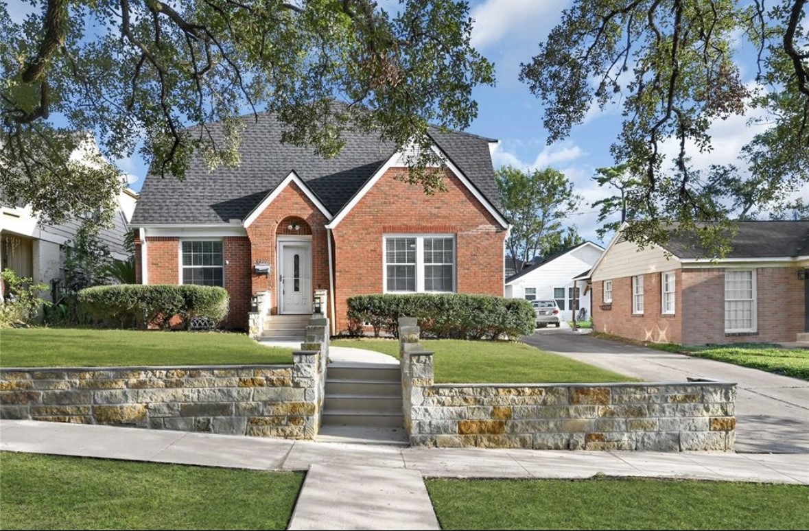 6727 Wildwood Way Houston TX 77023