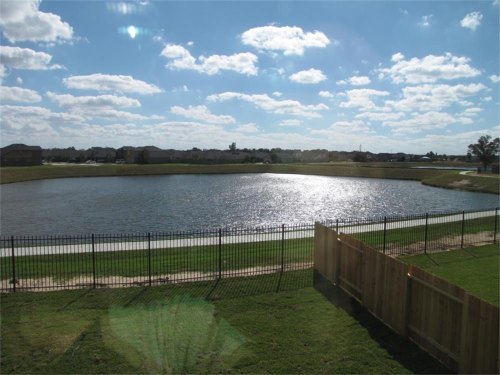 2015 Wellfleet Crossing Fresno TX 77545