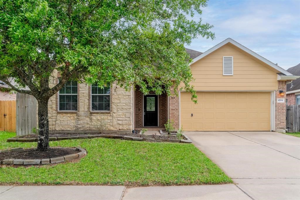 4704 High Creek Court Alvin TX 77511