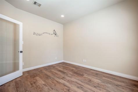 1987 Pierwood Creek Court Pearland TX 77584