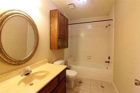 8406 Lylewood Court Houston TX 77040