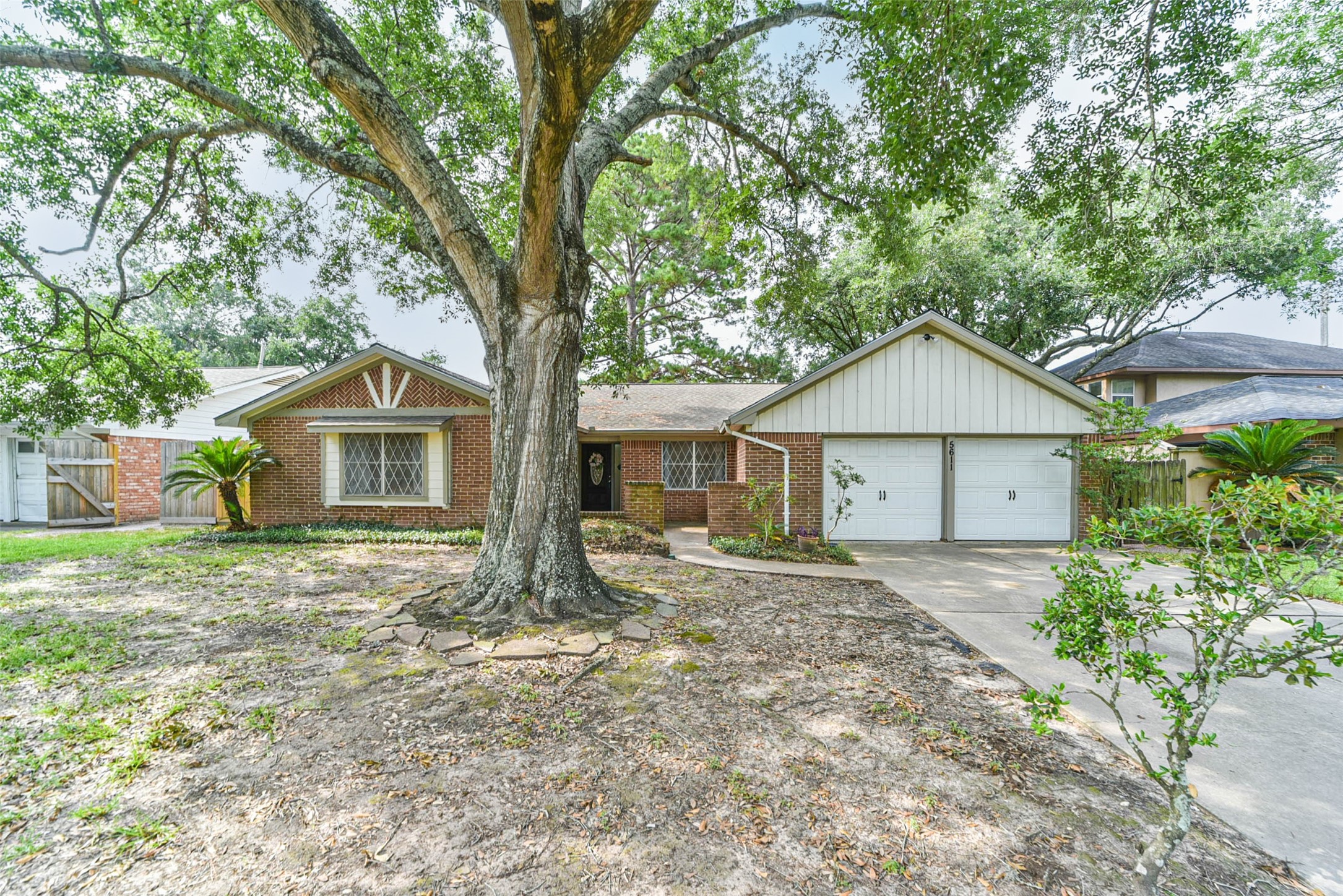 5611 Carew Street Houston TX 77096