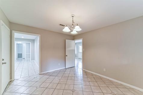 5611 Carew Street Houston TX 77096