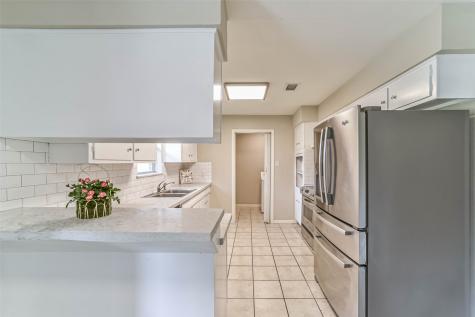 5611 Carew Street Houston TX 77096