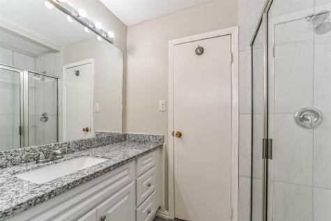 5611 Carew Street Houston TX 77096