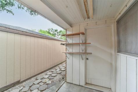 5611 Carew Street Houston TX 77096