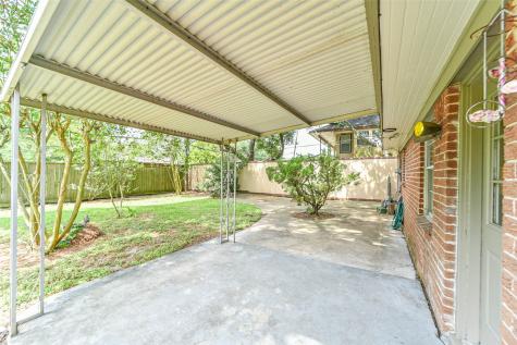 5611 Carew Street Houston TX 77096