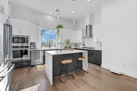 808 Fisher Street B Houston TX 77018