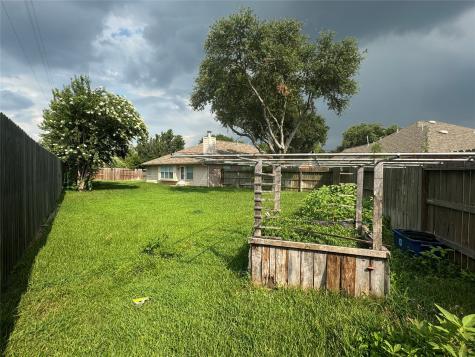 12127 Cyprus Field Houston TX 77070
