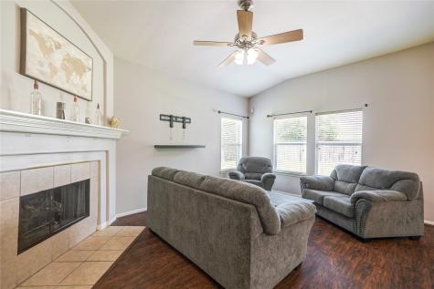 6747 Hidden Colony Lane Dickinson TX 77539