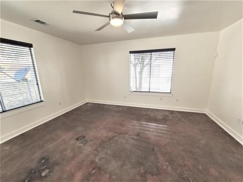 614 Lester Street Houston TX 77007