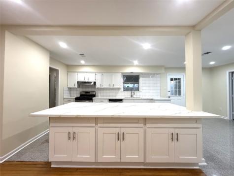 1931 Wycliffe Drive Houston TX 77043
