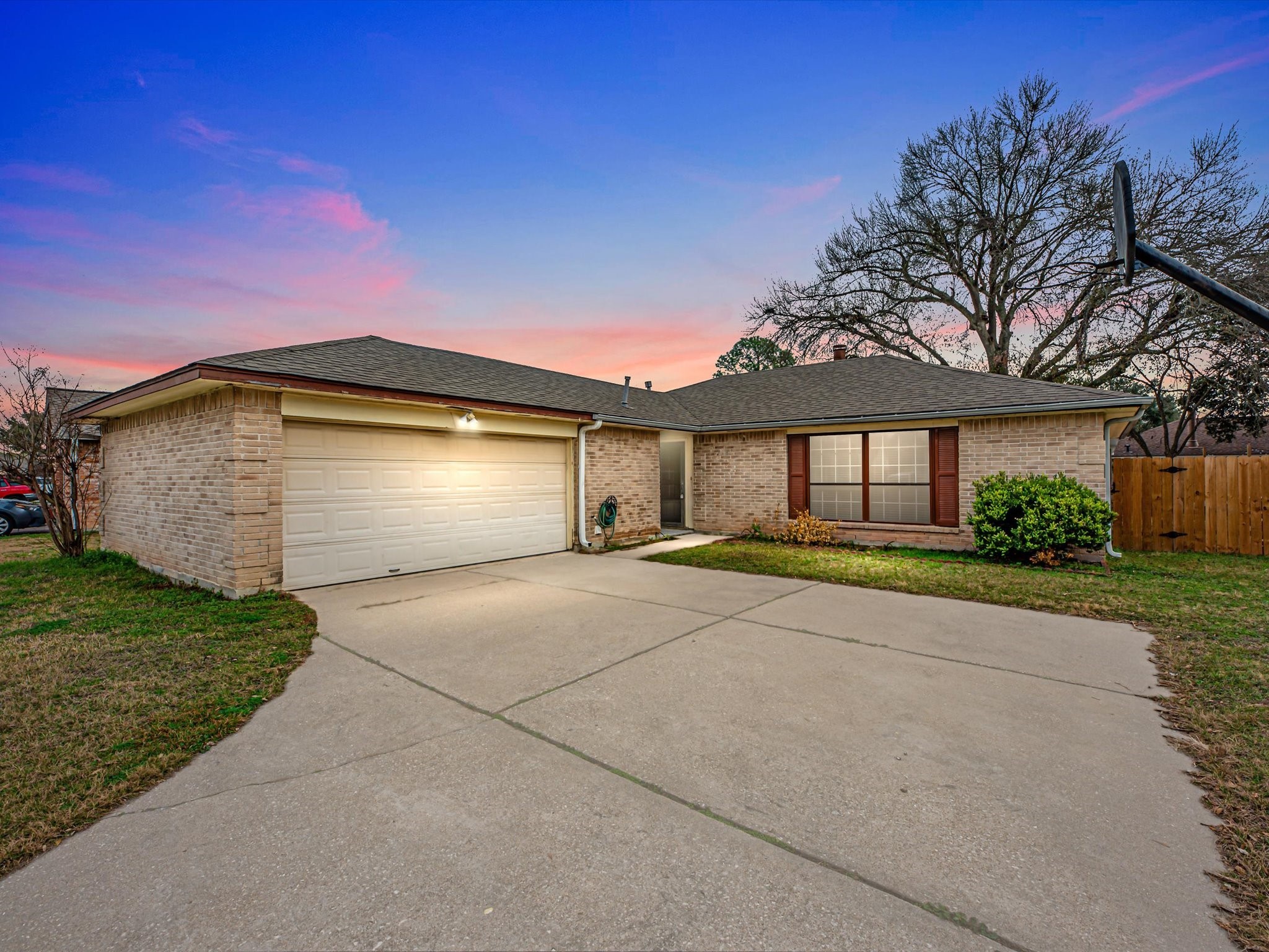 7234 Lost Fable Lane Houston TX 77095
