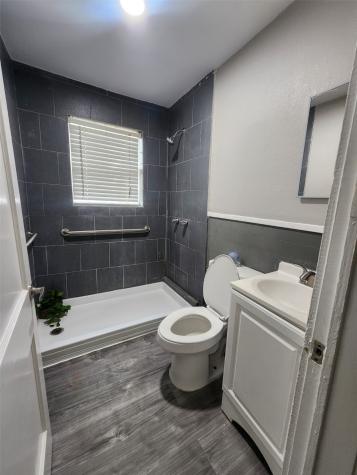 6203 Hoffman Street Houston TX 77028