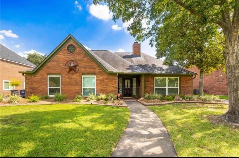 16015 Rainbow Lake Road Houston TX 77095