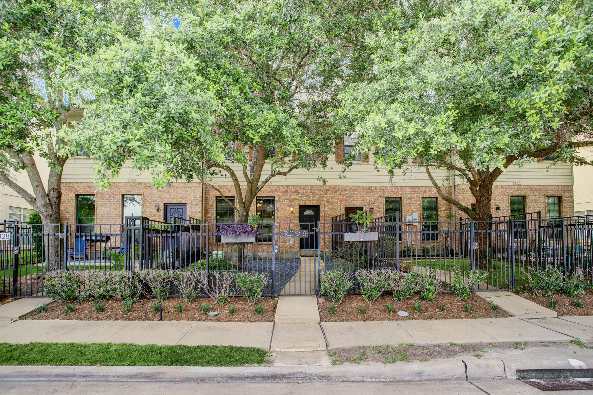 9026 Lakes At 610 Drive Houston TX 77054