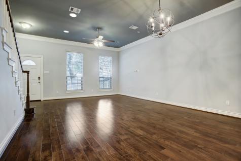 9026 Lakes At 610 Drive Houston TX 77054