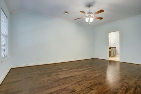 9026 Lakes At 610 Drive Houston TX 77054