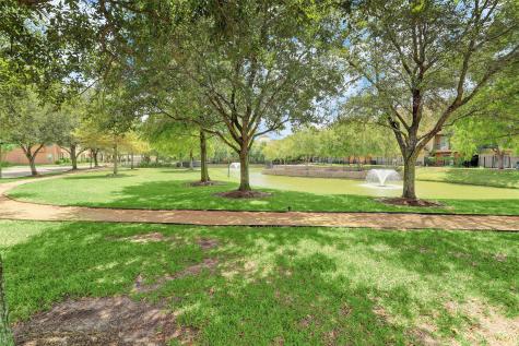 9026 Lakes At 610 Drive Houston TX 77054