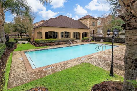 9026 Lakes At 610 Drive Houston TX 77054