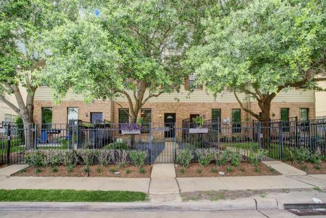 9026 Lakes At 610 Drive Houston TX 77054