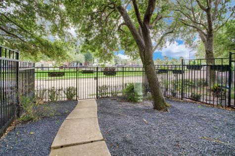 9026 Lakes At 610 Drive Houston TX 77054
