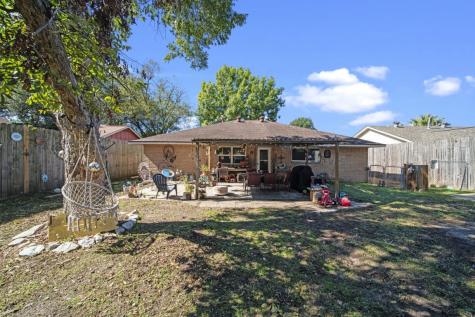 8606 Twisting Vine Lane Houston TX 77040