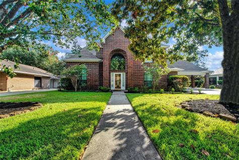 611 N Hickory Street Tomball TX 77375