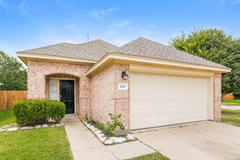 5200 Rockwood Drive Rosenberg TX 77471