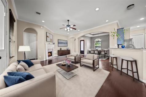 293 W Bend Drive League City TX 77573