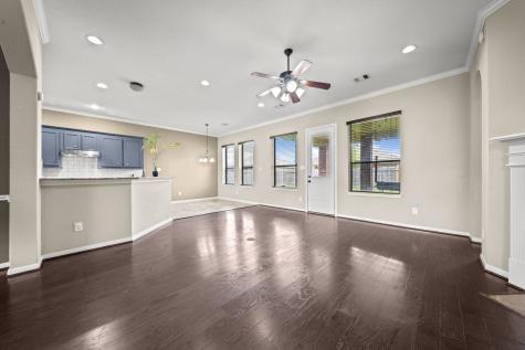 293 W Bend Drive League City TX 77573