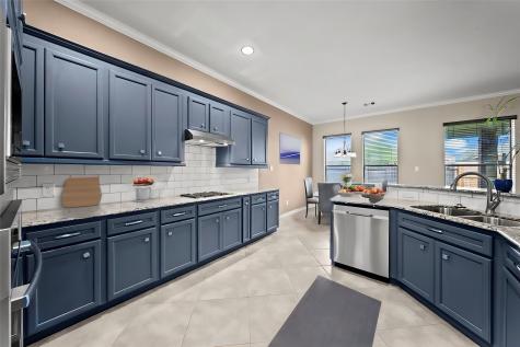 293 W Bend Drive League City TX 77573