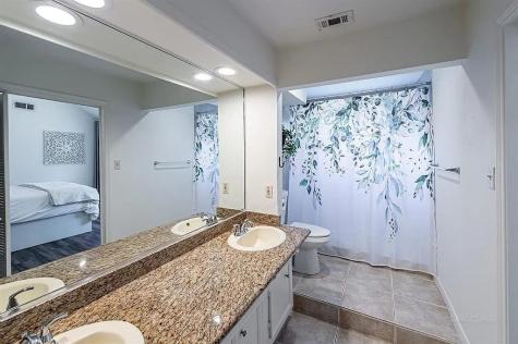 14427 Briarhills Parkway Houston TX 77077