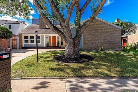 14427 Briarhills Parkway Houston TX 77077