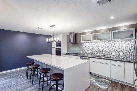 14427 Briarhills Parkway Houston TX 77077