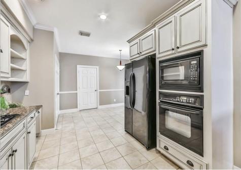 415 Asbury Street Houston TX 77007
