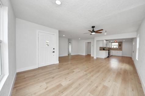 501 Schilling Street Baytown TX 77520