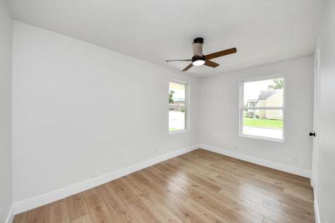 501 Schilling Street Baytown TX 77520