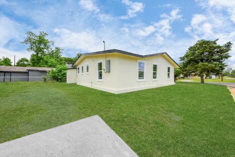 501 Schilling Street Baytown TX 77520