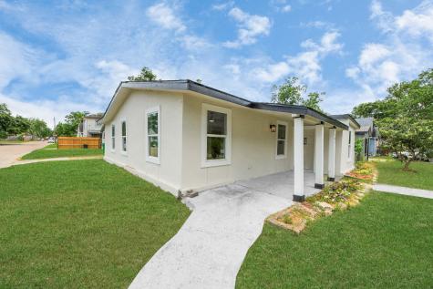 501 Schilling Street Baytown TX 77520